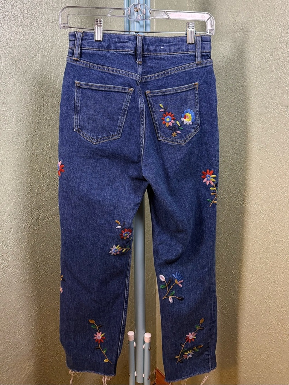 Boden Dark Blue Straight-Leg Jeans with Multicolor Floral Embroidery - Picture 3 of 11